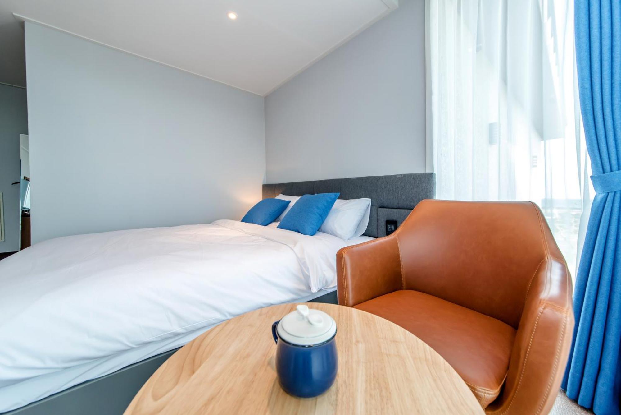 Ocean Square Resort Сеогвипо Стая снимка
